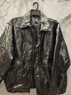 Men's Black Leather Bomber Jacket